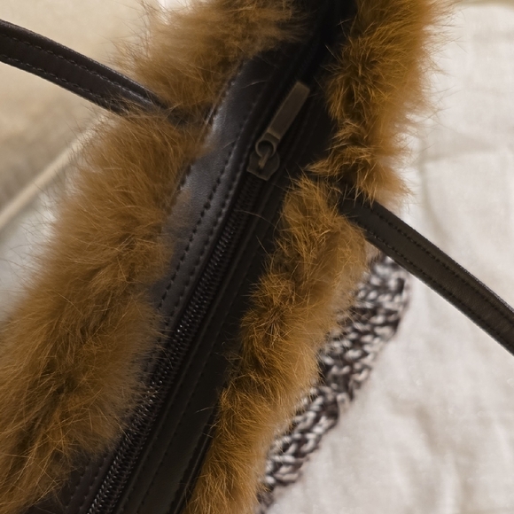 White and Brown Purse with Plush Fur Trim - Picture 8 of 10